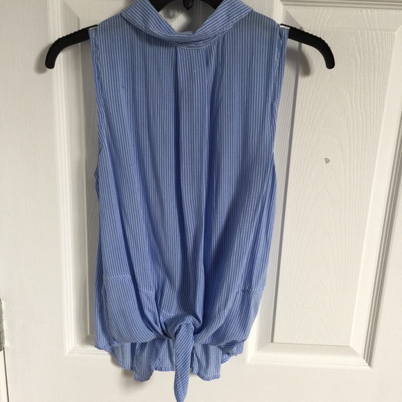 Pinstripe Blue Sleeveless Collar Top - Picture 3 of 6